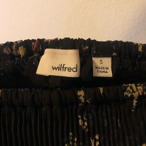 Wilfred Tops - Wilfred “Talence” Floral Off the Shoulder Top Wilfred Tops - Wilfred “Talence” Floral Off the Shoulder Top